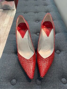 Charles Jourdan Red Croc-Embossed Pointed Pumps